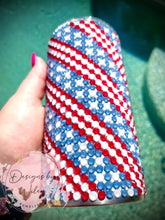 Load image into Gallery viewer, 16 oz plump Premium Grid Patriotic Tumbler
